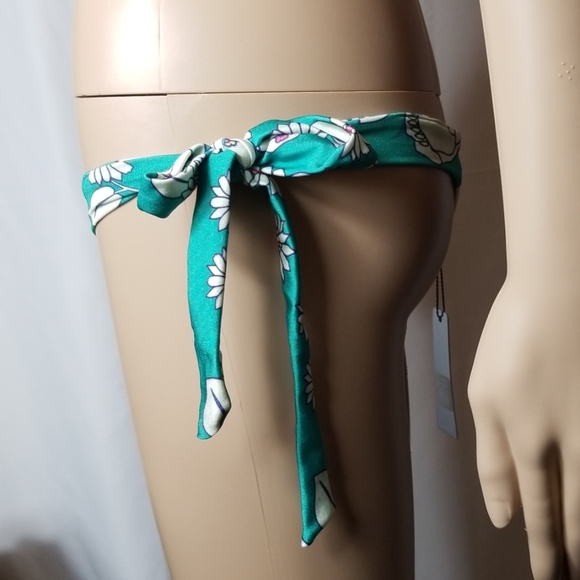 Wildfox | 60's Floral Bikini Bottom - Picture 6 of 7